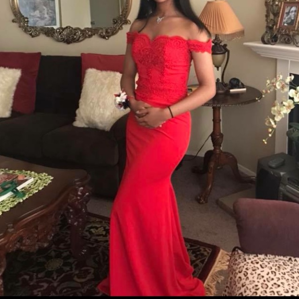 Off-the-Shoulder Bright Red Lace Formal Dress